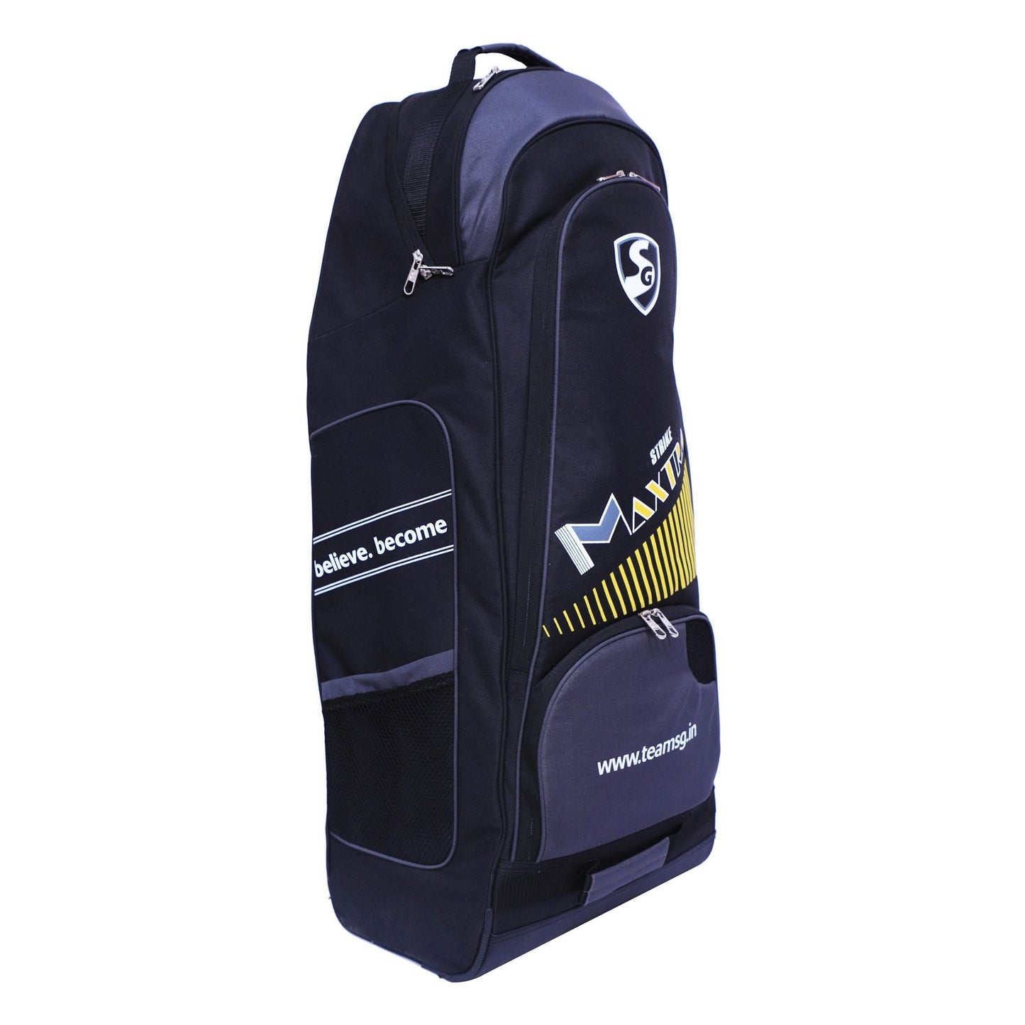 SG Maxtra Strike kit bag with shoe compartment