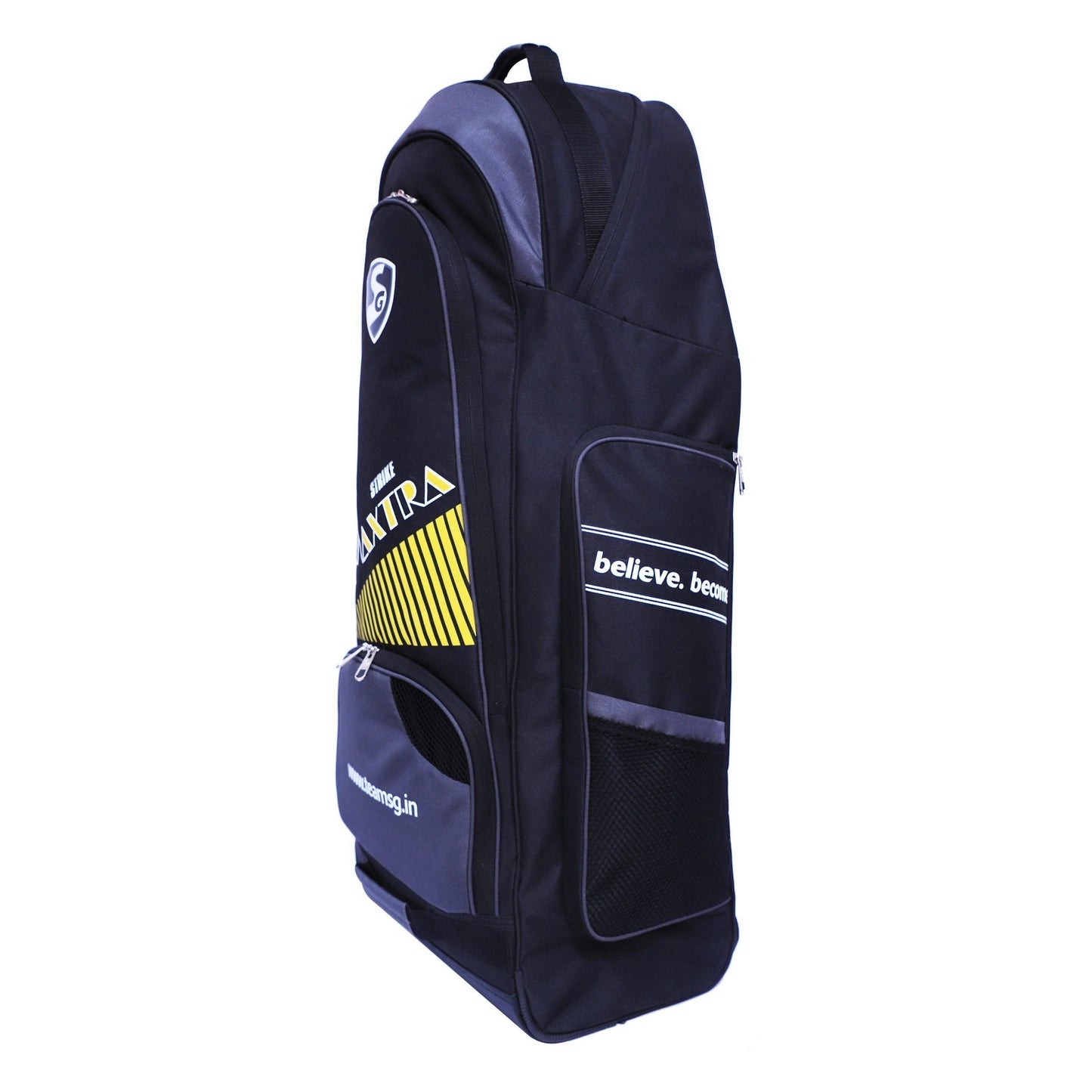 SG Maxtra Strike kit bag with shoe compartment